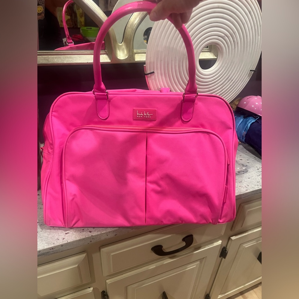 Nicole Miller hot pink carry on duffle bag! - Picture 1 of 6